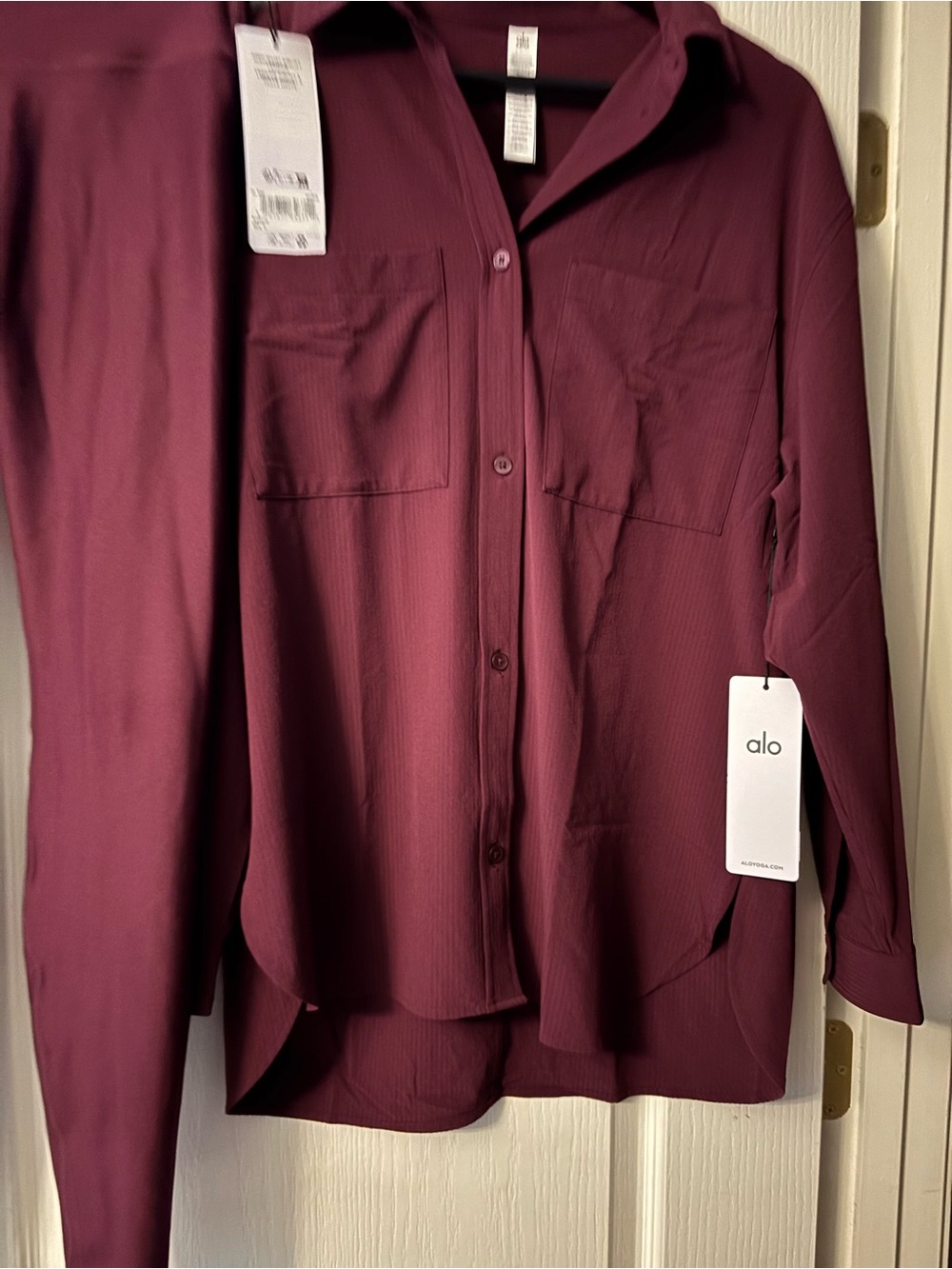 ALO Yoga Deep Wine Button-Up Top and high waist airlift leggings. - Picture 4 of 14